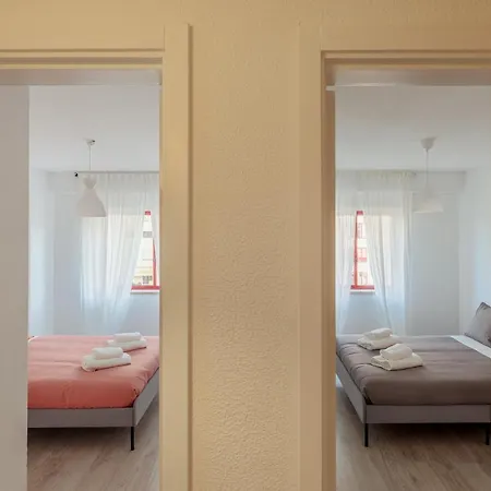Elegant 3 Bedroom - Centre - Garage - Metro * Lisbon