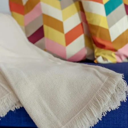 アパート Elegant 3 Bedroom - Centre - Garage - Metro