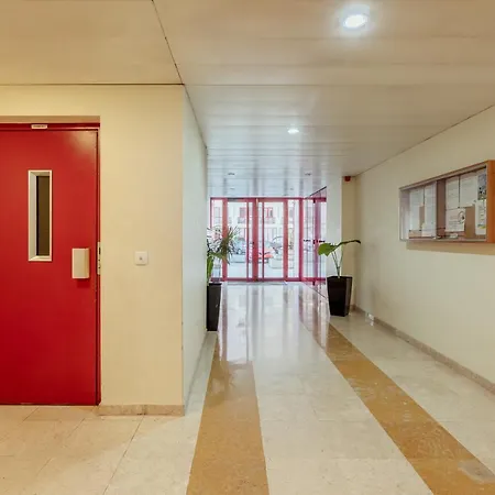 Elegant 3 Bedroom - Centre - Garage - Metro * Lisbona