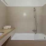 Elegant 3 Bedroom - Centre - Garage - Metro Apartment Lissabon